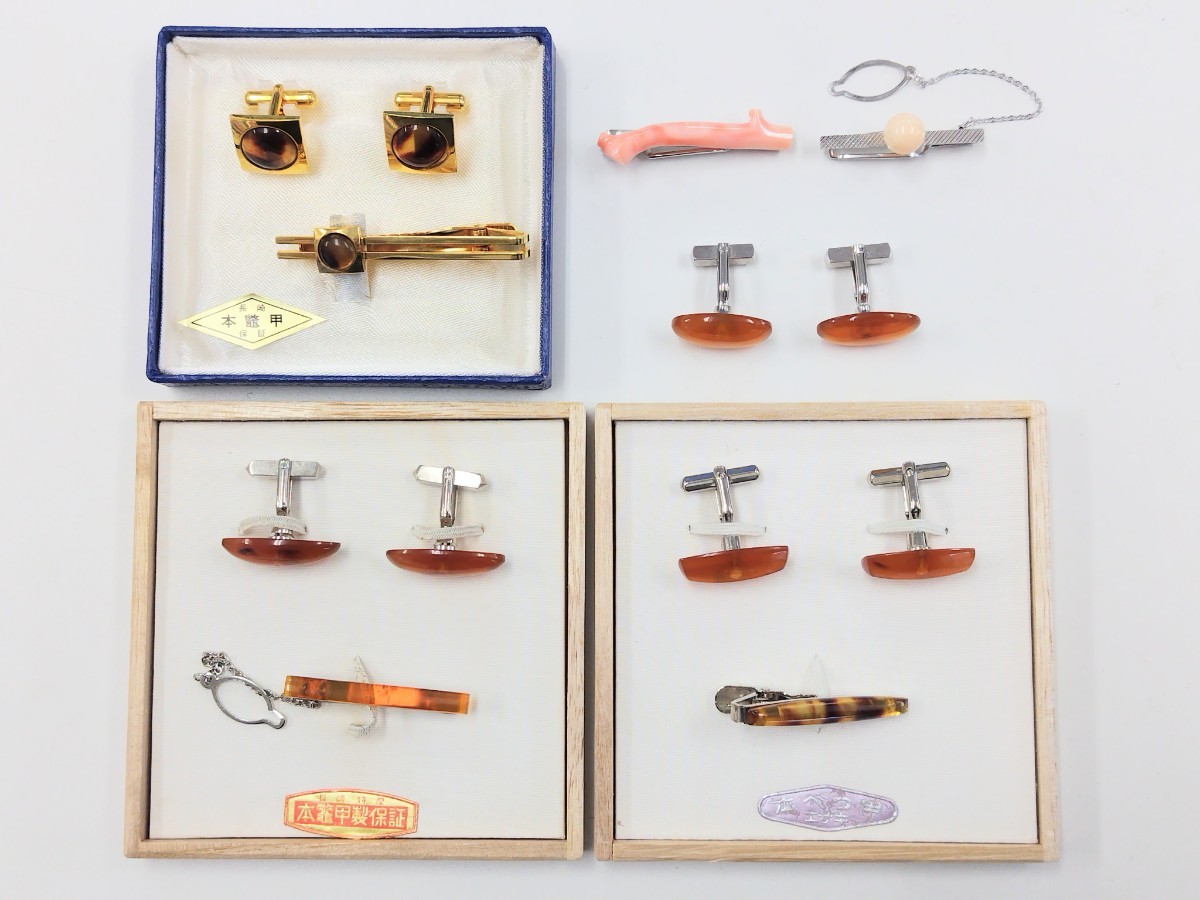 特別製作品】カナダ国旗デザイン ネクタイピンとカフスボタンセット