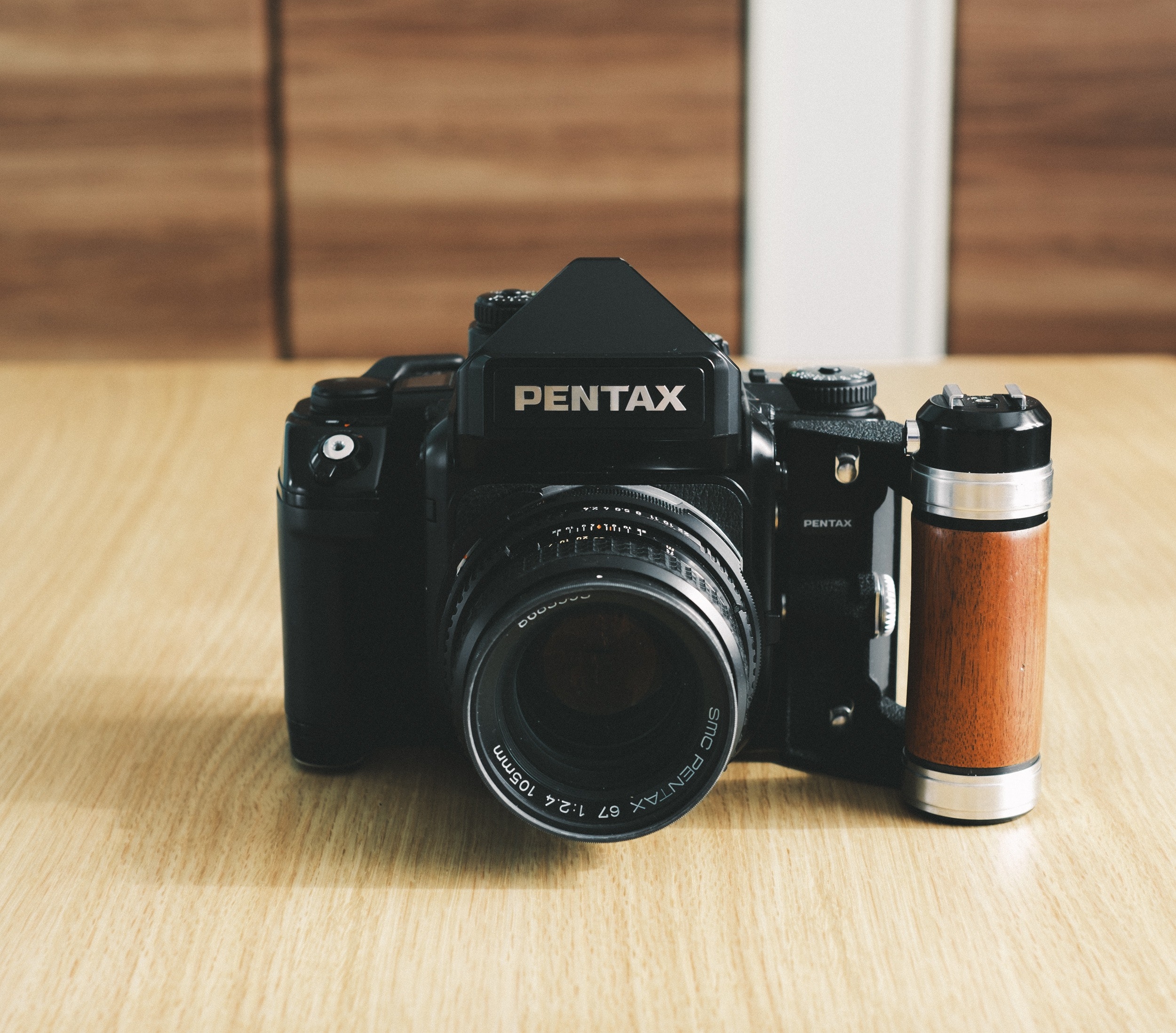PENTAX 67IIを徹底解説。作例からおすすめレンズまで | ONE SCENE