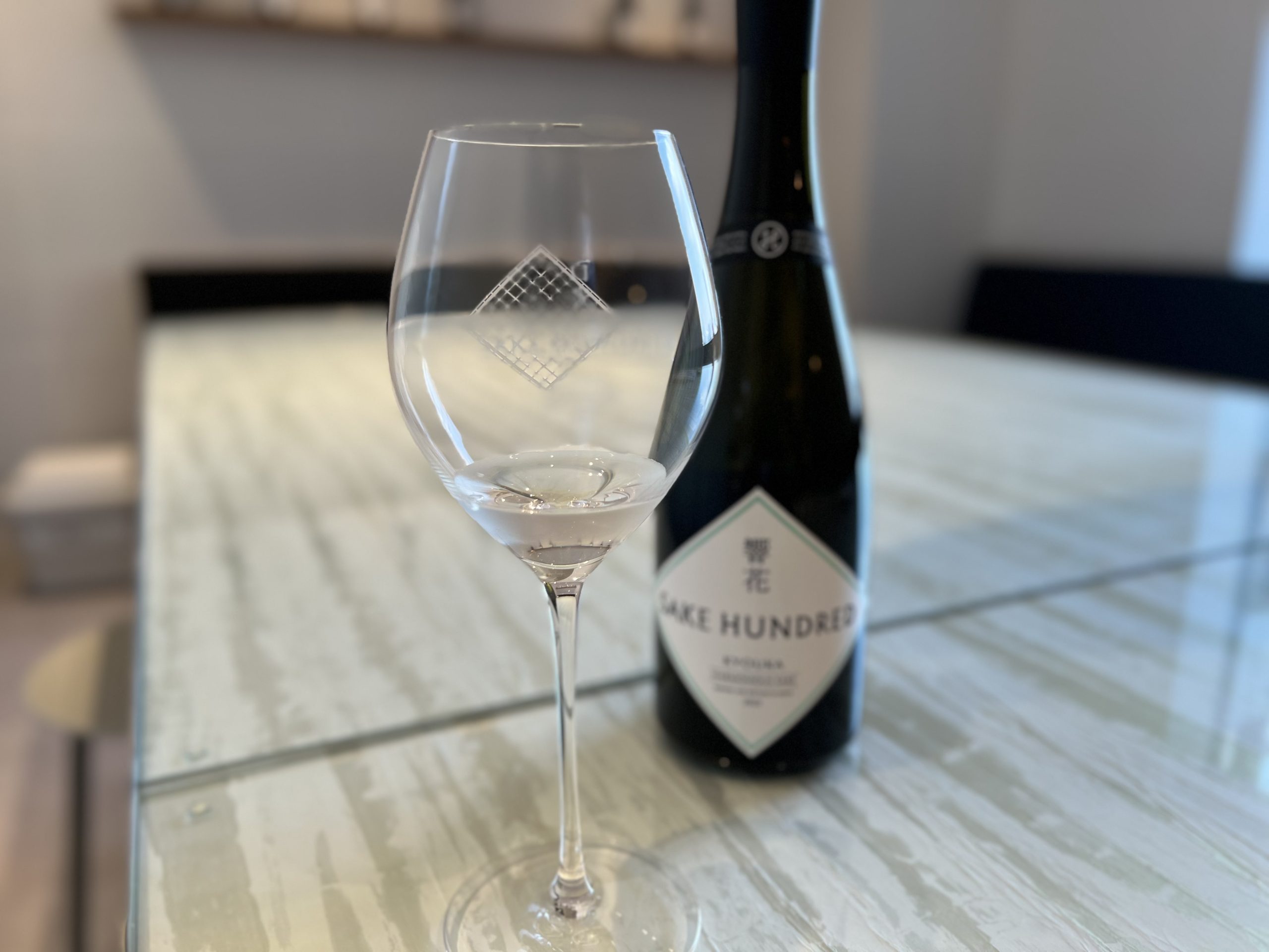 SAKE HUNDRED」が期間限定で発売するブレンド日本酒『響花』 | Sake World