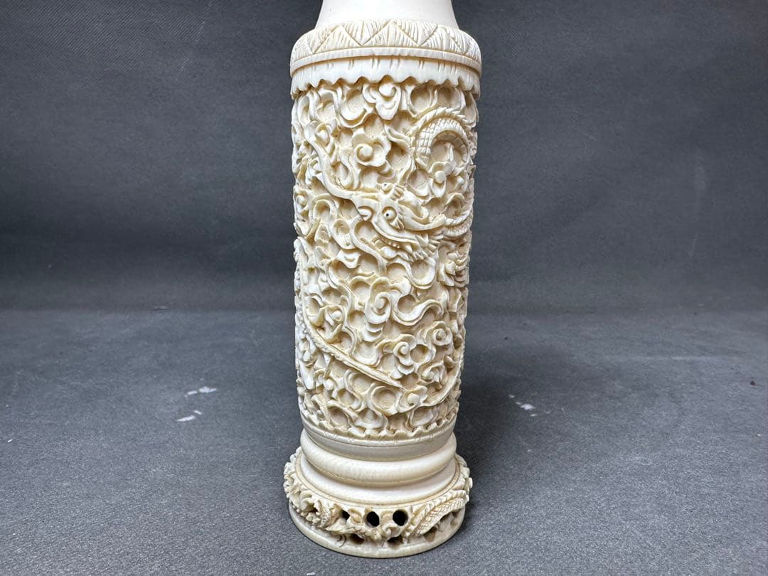 極上 花瓶 置物 天然素材 アンティーク 骨董 飾り物 古美術品 細密細工彫刻