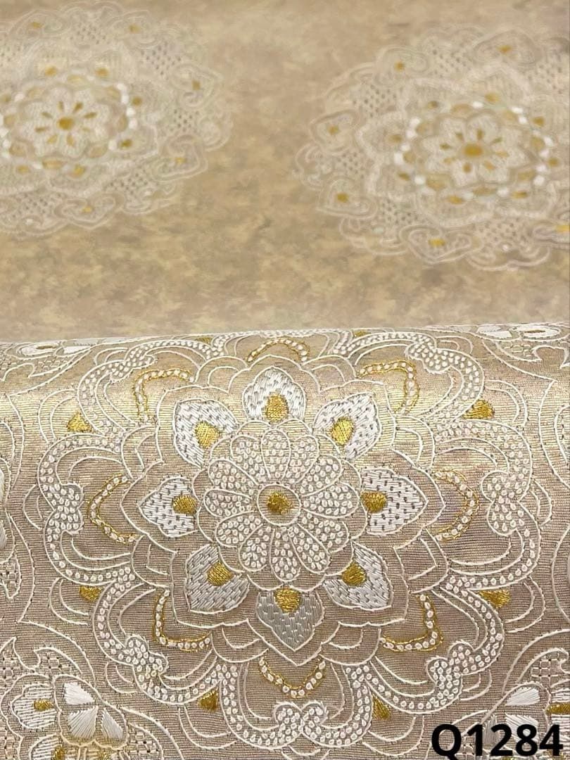 蘇州刺繍 相良刺繍 明綴れ地 袋帯 金糸 正絹 お太鼓柄 七色 蘇州刺繍 相良