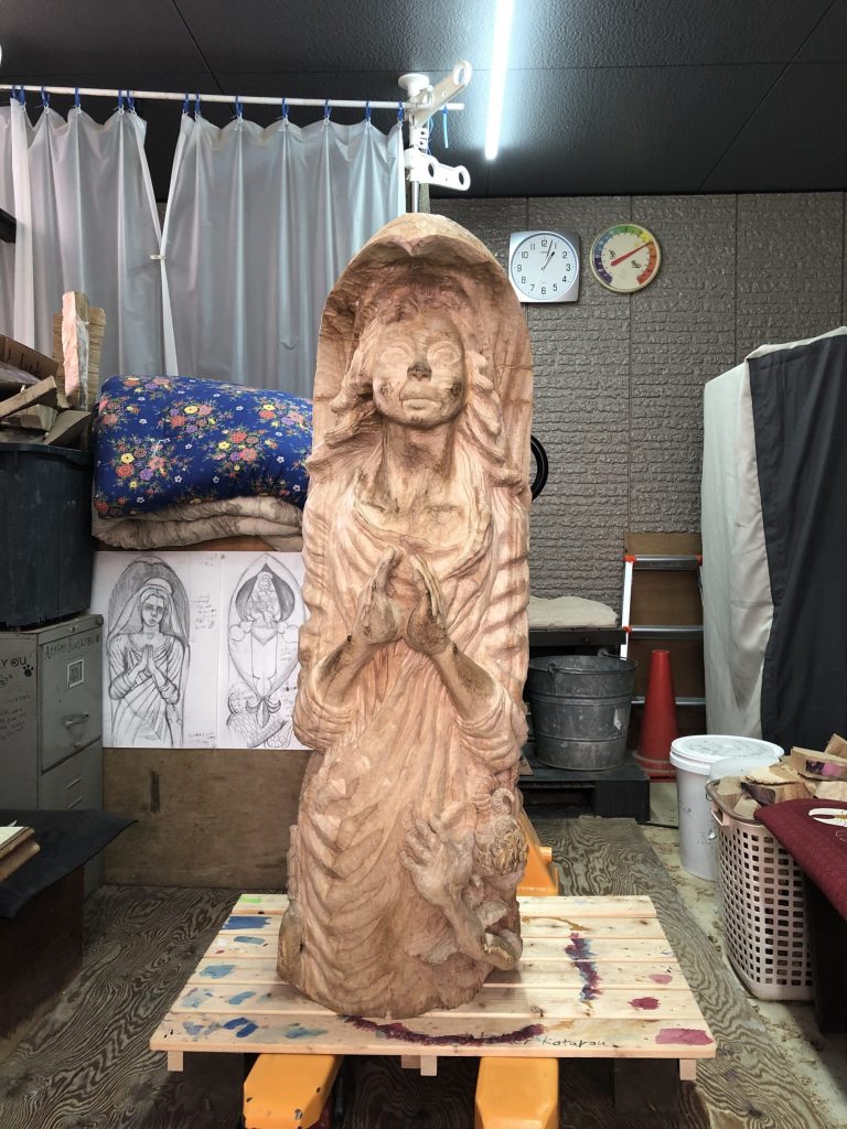 木彫作品の制作過程 Processes on carving wood sculptures, some